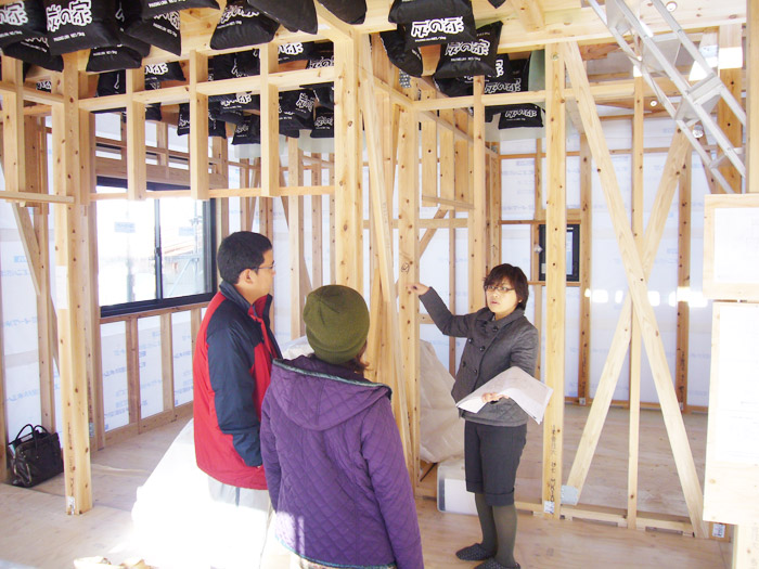 ヤマックス炭の家-菊陽町新山M様上棟式1.jpg