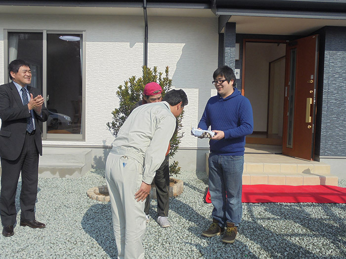 ヤマックス炭の家熊本市北区植木町H様邸お引き渡し式2.jpg
