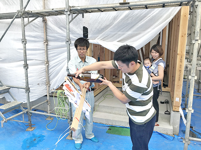 ヤマックスyamax新築熊本炭の家熊本市南区ネイビー金属壁K邸上棟式4.jpg